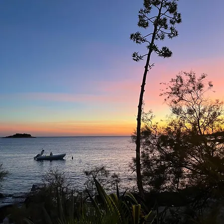 Luxury Ledo Apartment *