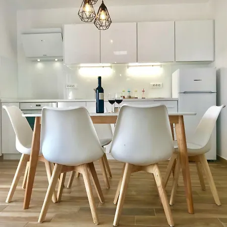 Luxury Ledo Apartment